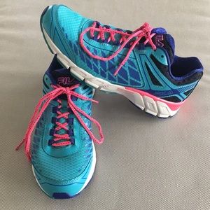 FILA Women’s CoolMax Memory Foam Running Shoes 9.5